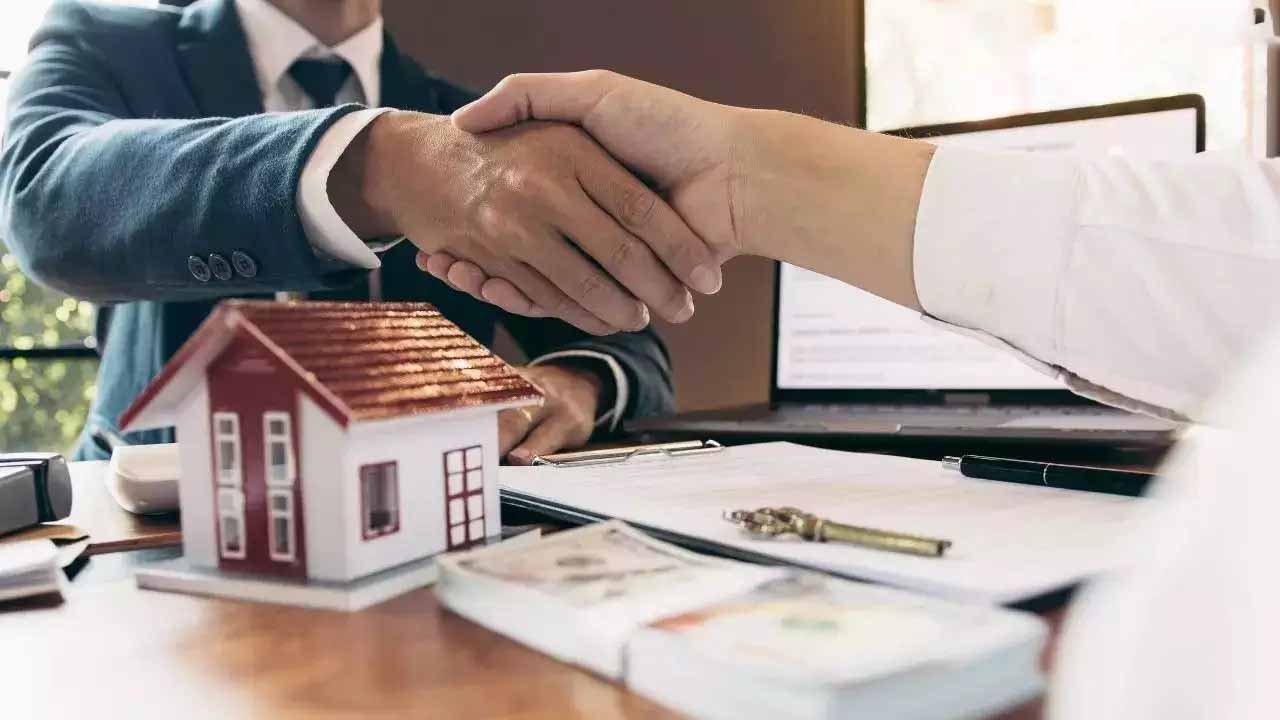Realty Major DLF Sells Properties worth Rs 1,400 crore in Gurugram, Panchkula